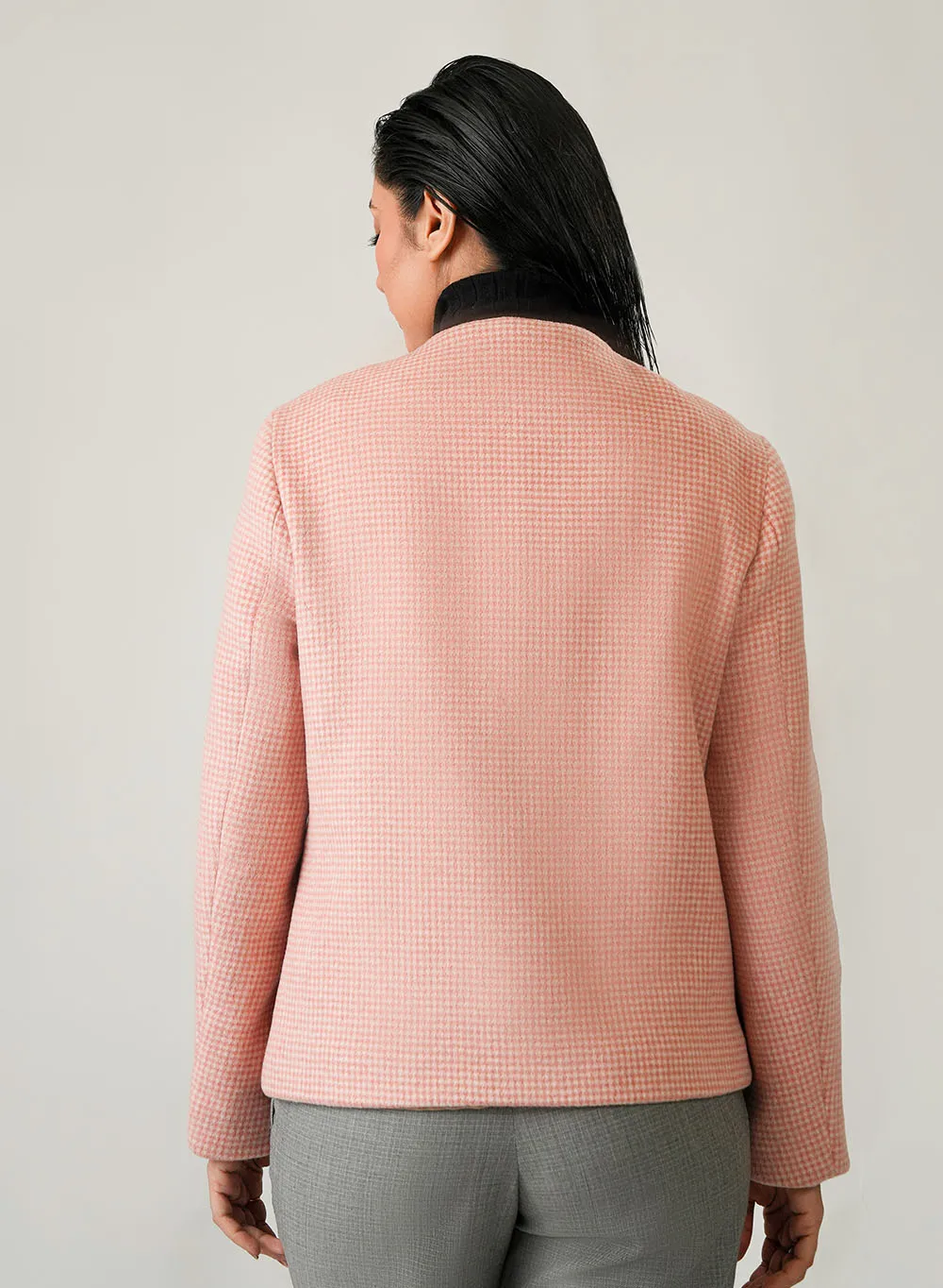 Stylish Pink & White Checked Ladies Winter Jacket - Image 4