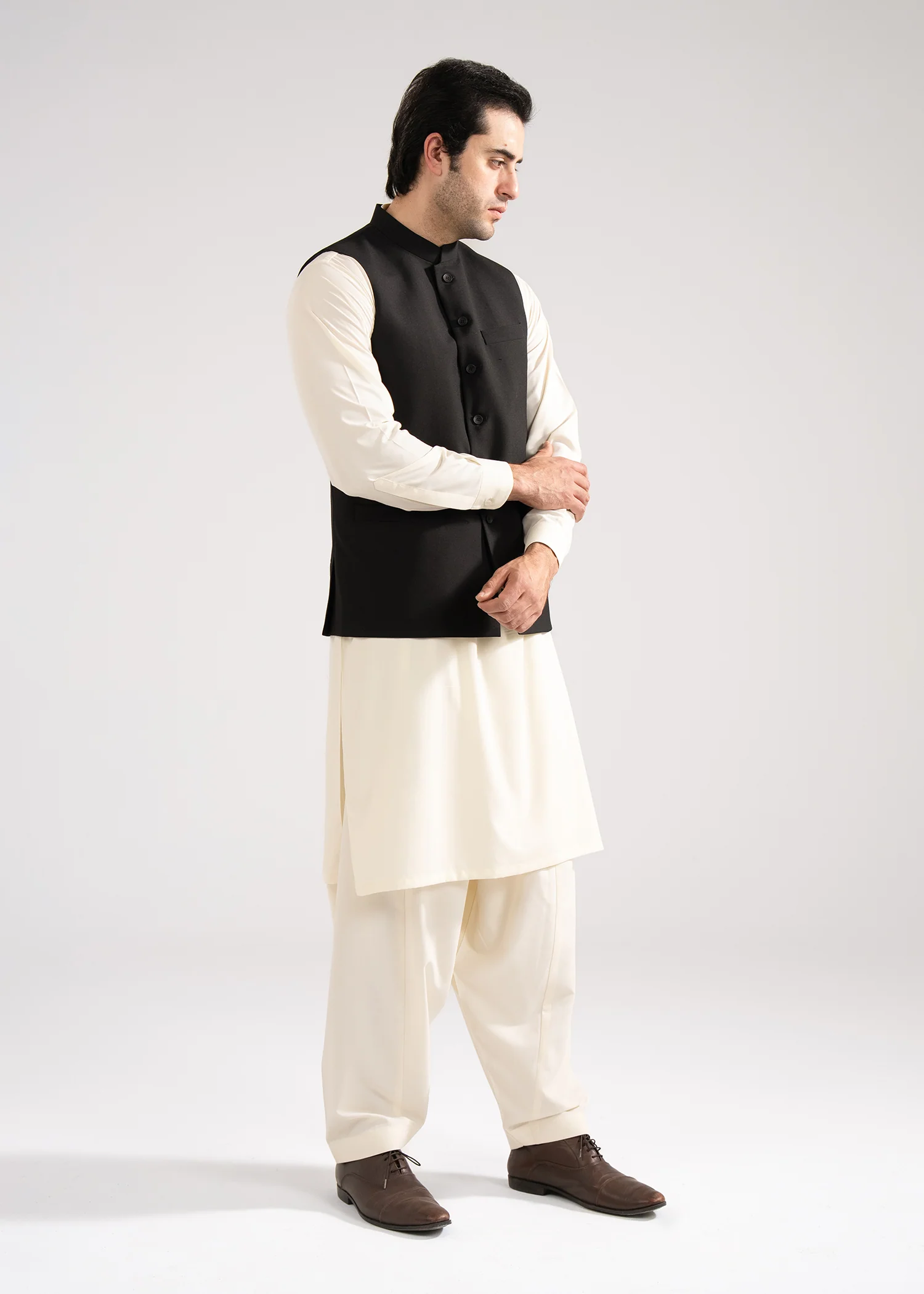 Plain-Black, Wool Blend Tropical Classic Waist Coat - Image 3