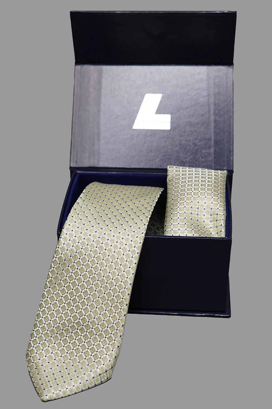 Tie & Pocket Square - Rich Silk Cream Design