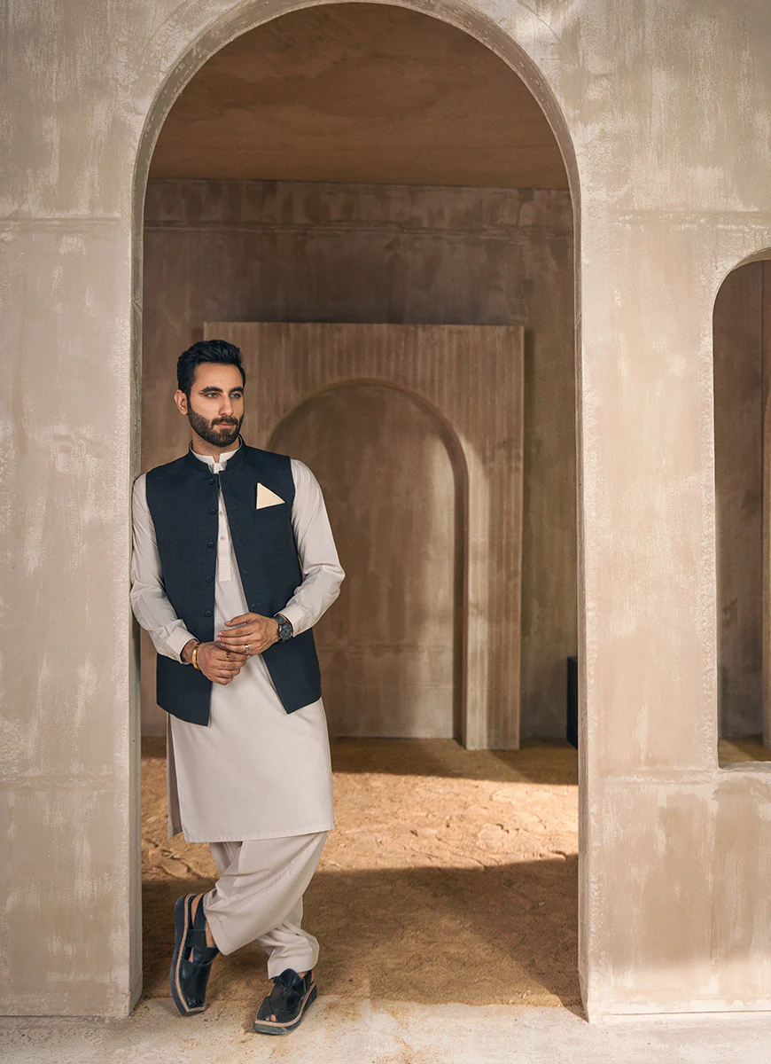 Waist Coat - Tropical Exclusive Black Plain - Image 2